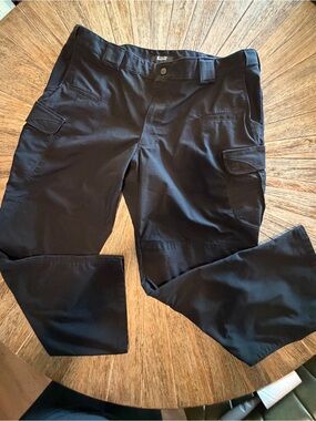 5.11 Tactical Black Cargo Pants Men's Size 42x30